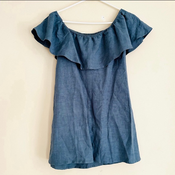 NWT Off Shoulder Chambray Denim Ruffle Dress Size Medium - Picture 2 of 4